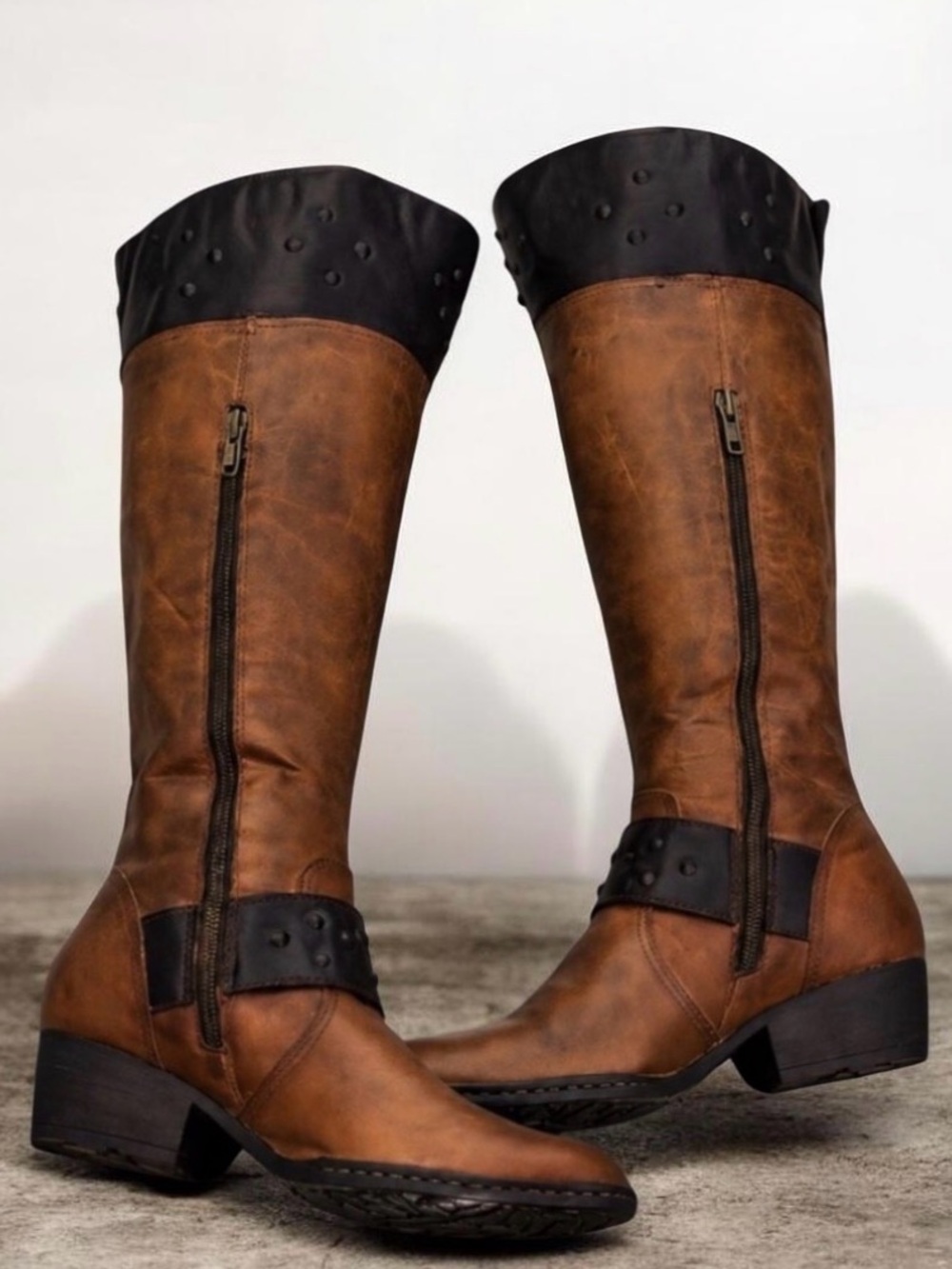 Born Brown Distressed Leather Tall Riding Boots Back Zip Harness Women’s 8.5 EUC